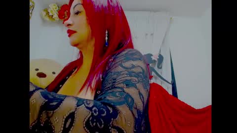 emma_saenzz online show from November 11, 3:46 am