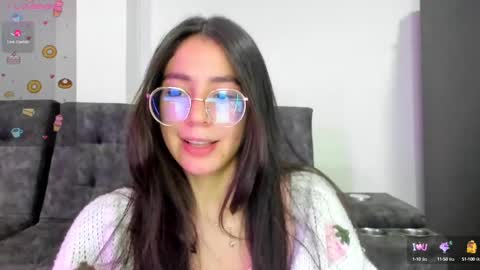Snapshot of emma_sandovaal chatting on February 26, 1:57 am Emma online show from February 26, 1:57 am