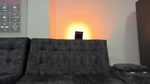 Emma online show from May 1, 2:04 am