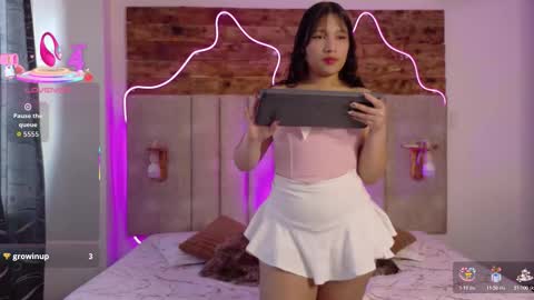 emma_visconti online show from October 27, 12:44 pm