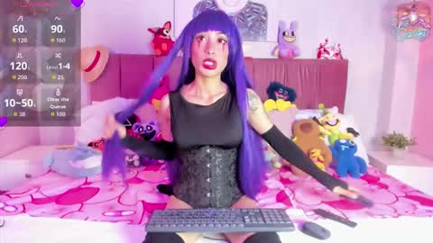 Emma online show from February 21, 9:04 pm