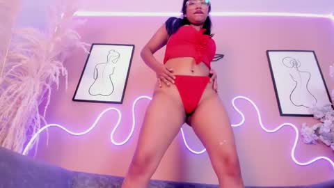 emmaa_smith1 online show from March 13, 12:23 am