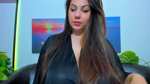 Emma online show from May 6, 1:09 am