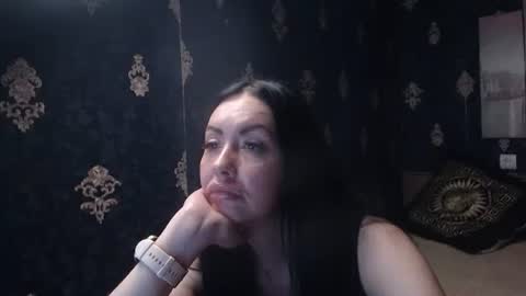 EmmaGoldX online show from March 29, 6:40 pm