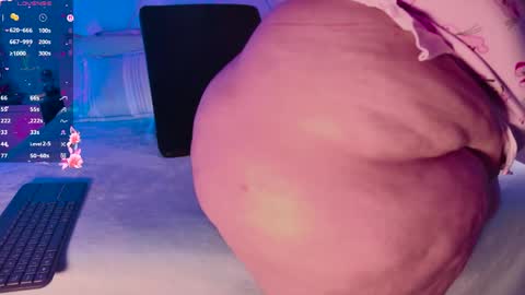  Emma  online show from May 3, 4:05 am