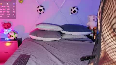  Emma  online show from July 1, 4:12 am