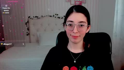 Emmas Room online show from March 19, 1:21 am