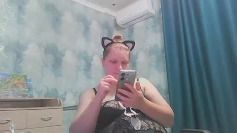 Snapshot of emmamelody944534 chatting on September 23, 12:31 am emmamelody online show from September 23, 12:31 am