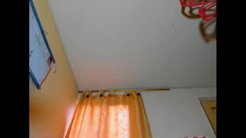 hi im emmalina welcome to your happy place online show from March 8, 4:58 pm