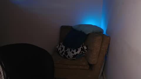 Emily  Independent model online show from May 5, 12:41 pm