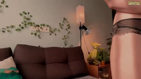 Emily online show from May 5, 2:14 am