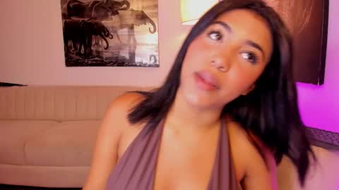 Emmy Heart online show from March 7, 3:57 am