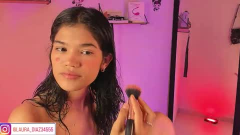 emycarver09 online show from March 15, 11:01 am