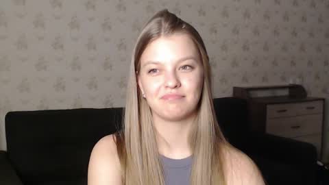 EmySway online show from February 22, 6:04 pm