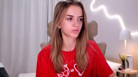 entya online show from November 7, 7:25 am