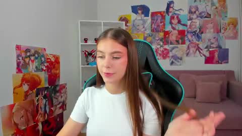EricaFoxes online show from August 4, 5:02 am