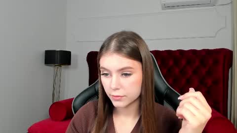 EricaFoxes online show from July 19, 4:09 pm