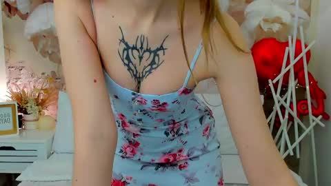 Erica online show from April 24, 5:21 am