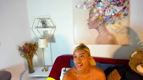 E R I K A  - L  Y R I C S online show from June 7, 10:33 am