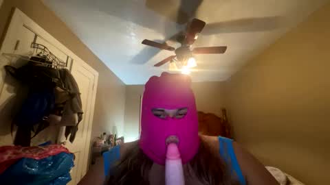 erikabb854 online show from May 6, 8:07 am