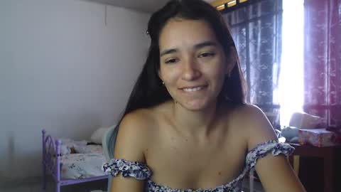 Snapshot of erina_1 chatting on January 18, 4:10 pm erina_1 online show from January 18, 4:10 pm