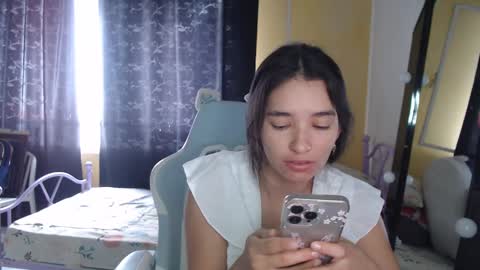 Snapshot of erina_1 chatting on September 23, 3:10 pm erina_1 online show from September 23, 3:10 pm