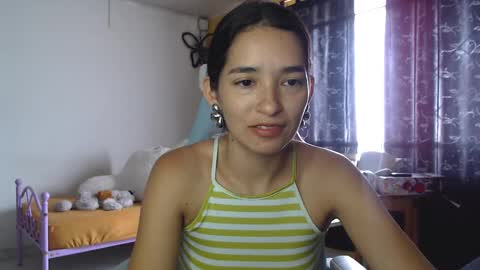 Snapshot of erina_1 chatting on January 24, 3:13 pm erina_1 online show from January 24, 3:13 pm