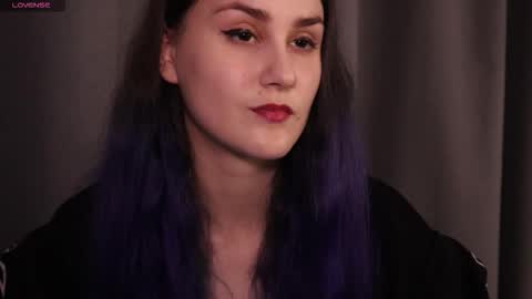 Snapshot of erotic_synth_goddess chatting on October 17, 4:32 pm erotic_synth_goddess online show from October 17, 4:32 pm
