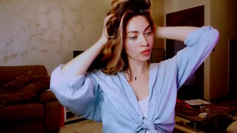 Snapshot of eroticgiftxxx chatting on February 28, 12:31 pm LylaXXX online show from February 28, 12:31 pm