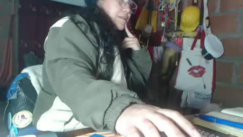 Eskela911 online show from December 18, 6:07 am