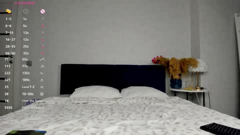 Esme Runn online show from October 23, 3:12 am