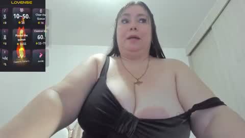Esmeralda online show from July 20, 9:59 pm