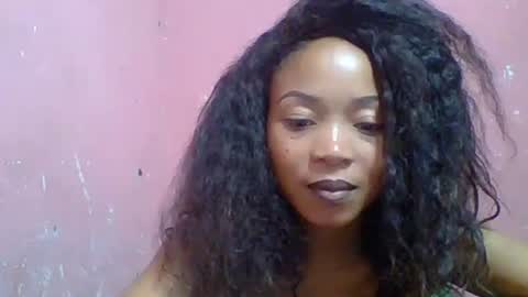 Snapshot of estelah20 chatting on October 2, 11:15 am estelah20 online show from October 2, 11:15 am