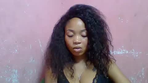 Snapshot of estelah20 chatting on September 24, 1:21 pm estelah20 online show from September 24, 1:21 pm