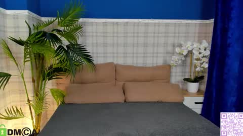 Snapshot of ester_rabin chatting on October 7, 7:35 am Ester online show from October 7, 7:35 am