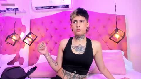 Ethan online show from August 2, 5:54 am