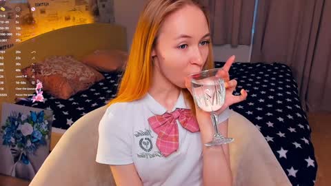 Snapshot of eugeniabrainard chatting on February 8, 7:04 am Eugenia online show from February 8, 7:04 am