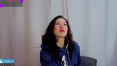 eva delight online show from June 15, 12:05 pm