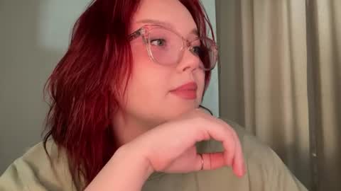 eva_kittenn online show from June 14, 12:38 pm