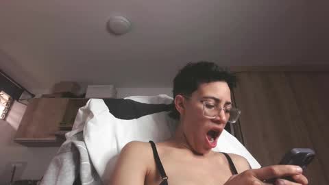 Eva cute online show from April 28, 12:53 pm
