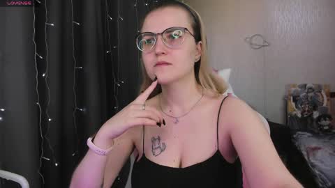 Eva online show from May 2, 10:18 am