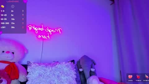 Eva Shinee online show from October 28, 11:27 am