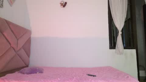 Eva Sin online show from June 25, 1:27 am