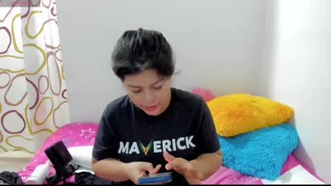 Estefania online show from December 29, 3:24 pm