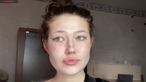 eva varnerr online show from March 5, 2:35 pm