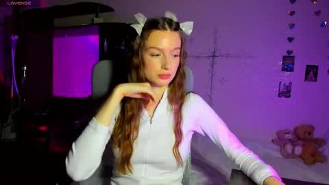 Hi Im Eva - welcome to my room online show from January 15, 3:18 pm