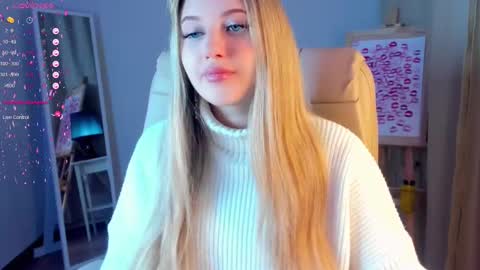 Snapshot of evacadooo chatting on February 28, 2:42 am Eva online show from February 28, 2:42 am