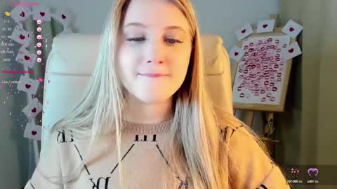 Snapshot of evacadooo chatting on February 23, 2:35 am Eva online show from February 23, 2:35 am