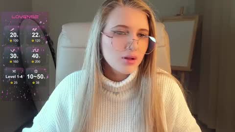 Snapshot of evacadooo chatting on January 15, 2:27 am Eva online show from January 15, 2:27 am