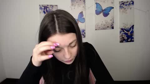 Eva online show from May 12, 2:13 pm